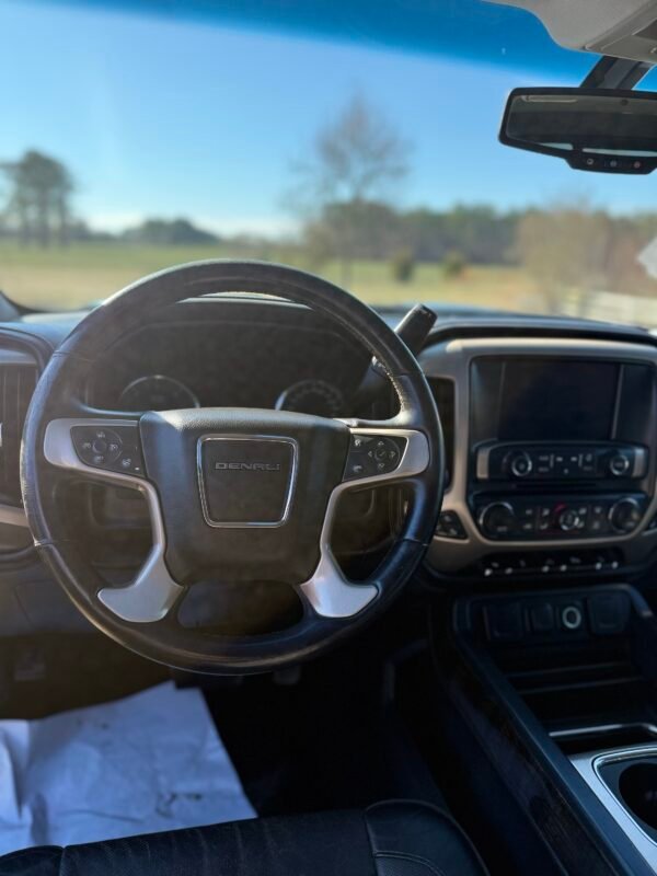 2014 GMC SIERRA DENALI K1500   |    139K MILES