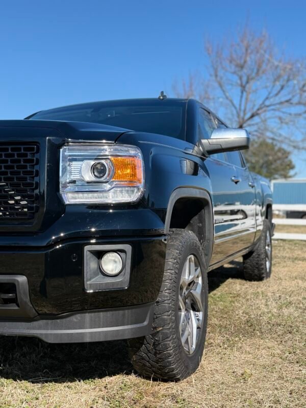 2014 GMC SIERRA DENALI K1500   |    139K MILES