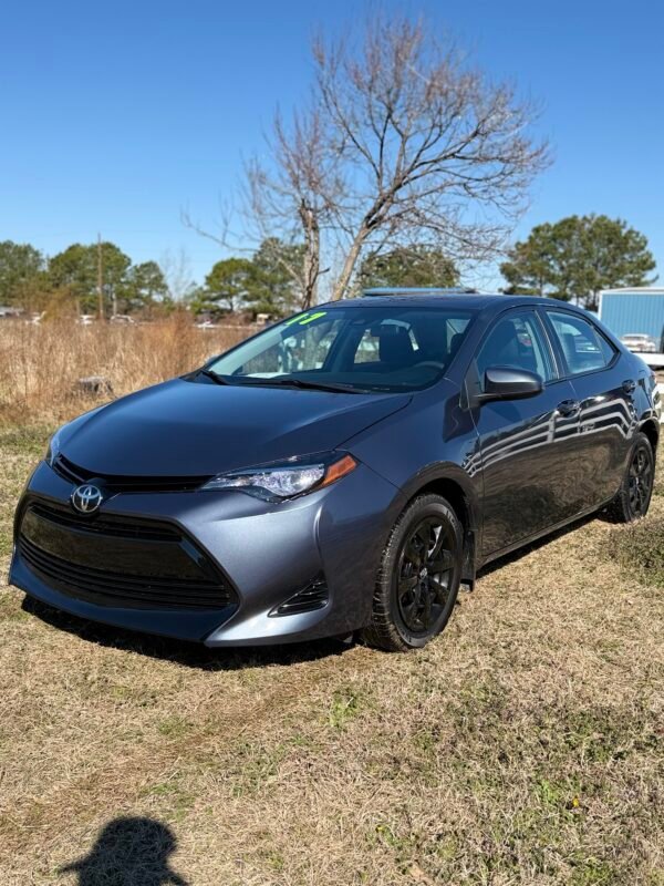 img_8704 2017 TOYOTA COROLLA LE | 107 MILES
