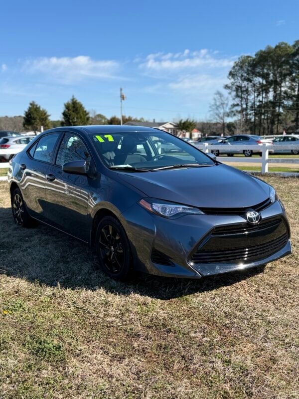img_8706-2 2017 TOYOTA COROLLA LE | 107 MILES