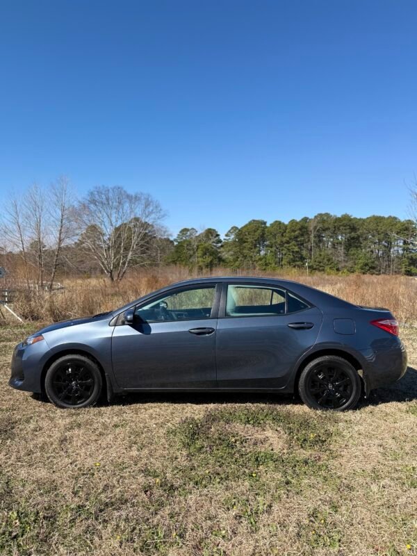 img_8711-2 2017 TOYOTA COROLLA LE | 107 MILES