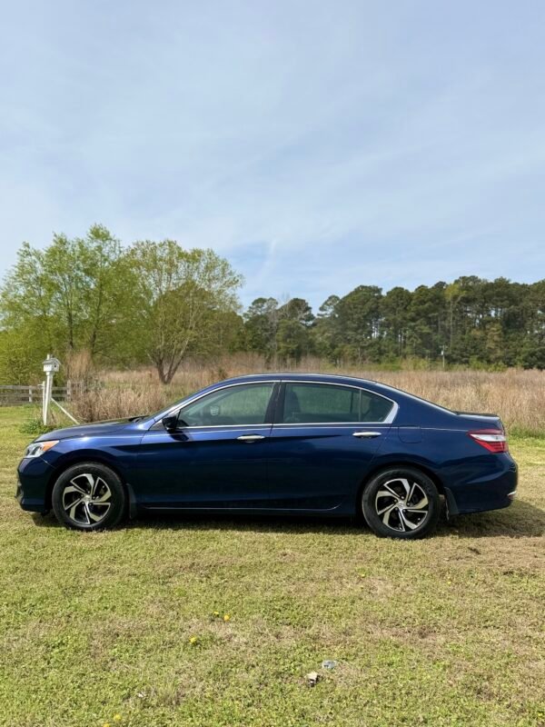 img_0302-1-2 2016 HONDA ACCORD | 91K MILES