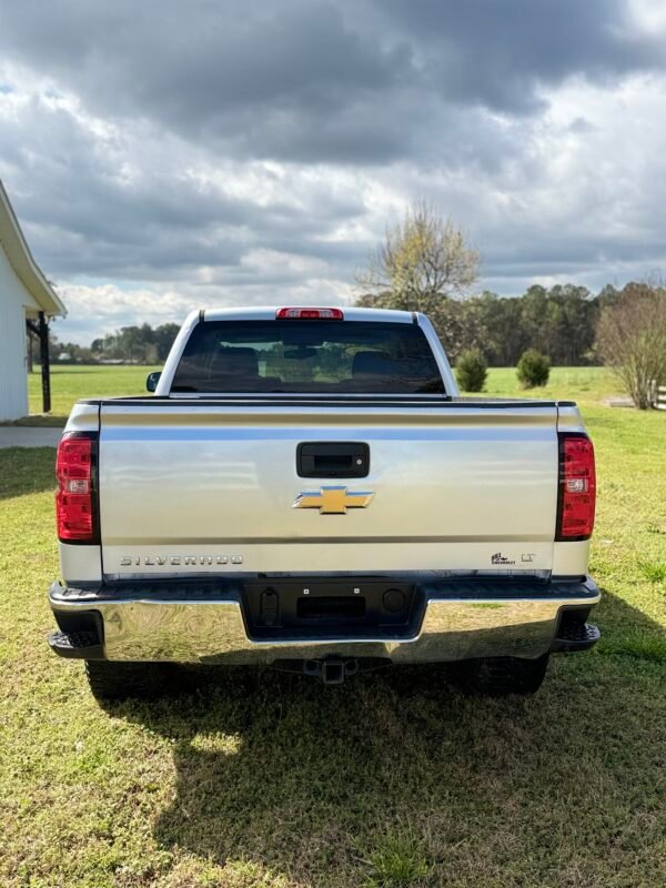 img_0623-4 2018 CHEVROLET SILVERADO LT | 116K MILES