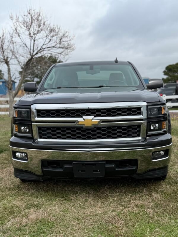 img_9229-4 2015 CHEVROLET SILVERADO K1500 | 100K MILES