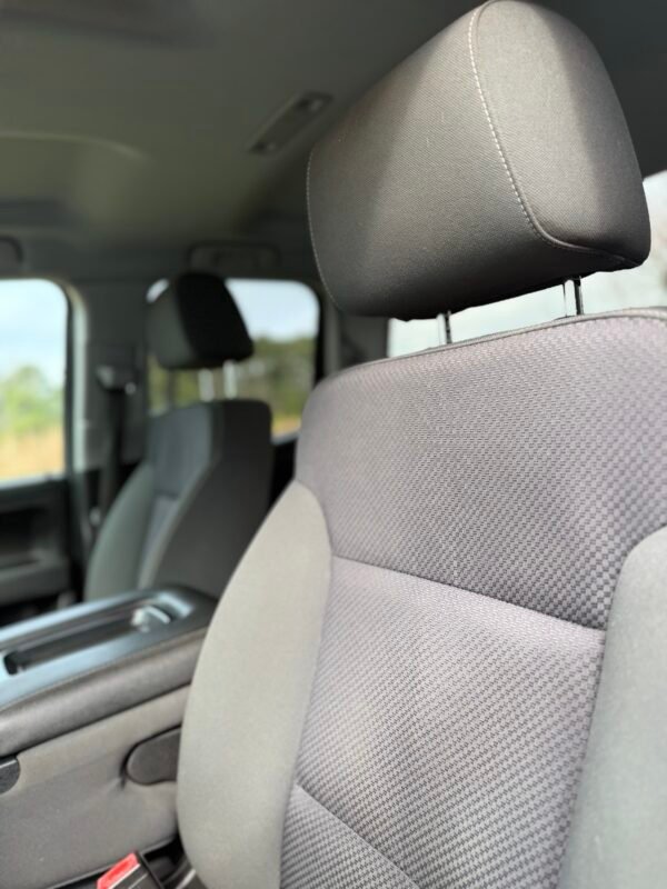 img_9237-4 2015 CHEVROLET SILVERADO K1500 | 100K MILES