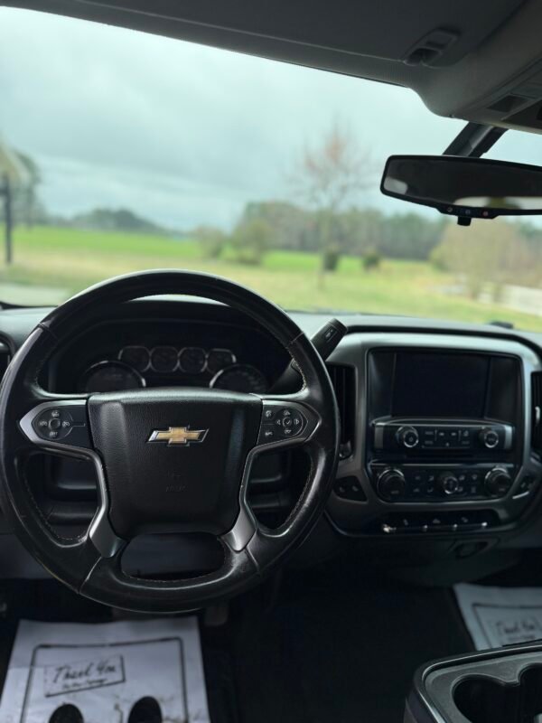 img_9238-4 2015 CHEVROLET SILVERADO K1500 | 100K MILES