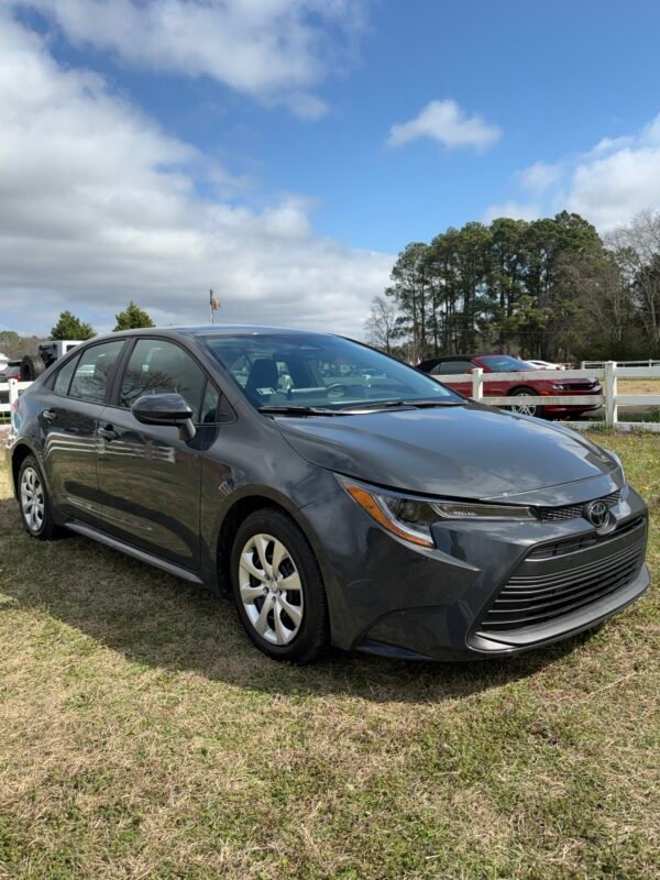 2025 TOYOTA COROLLA   |   8K MILES