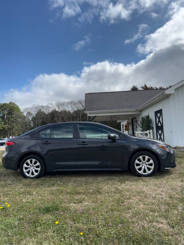 2025 TOYOTA COROLLA   |   8K MILES