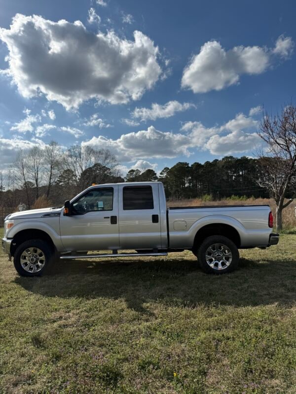 2016 FORD F-350 SUPER DUTY | 126K MILES
