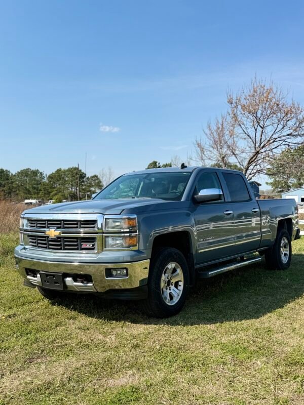 img_9553-2 2015 CHEVROLET SILVERADO LT 1500 | 81K MILES