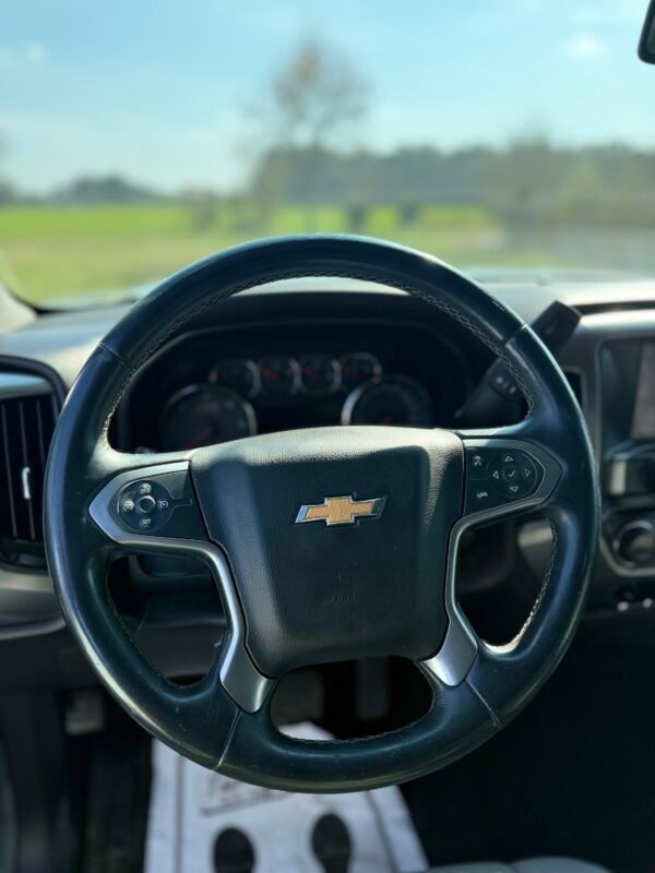 img_9564-3 2015 CHEVROLET SILVERADO LT 1500 | 81K MILES