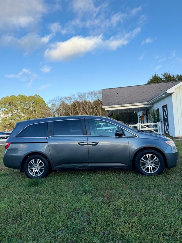 2013 HONDA ODYSSEY | 153K MILES