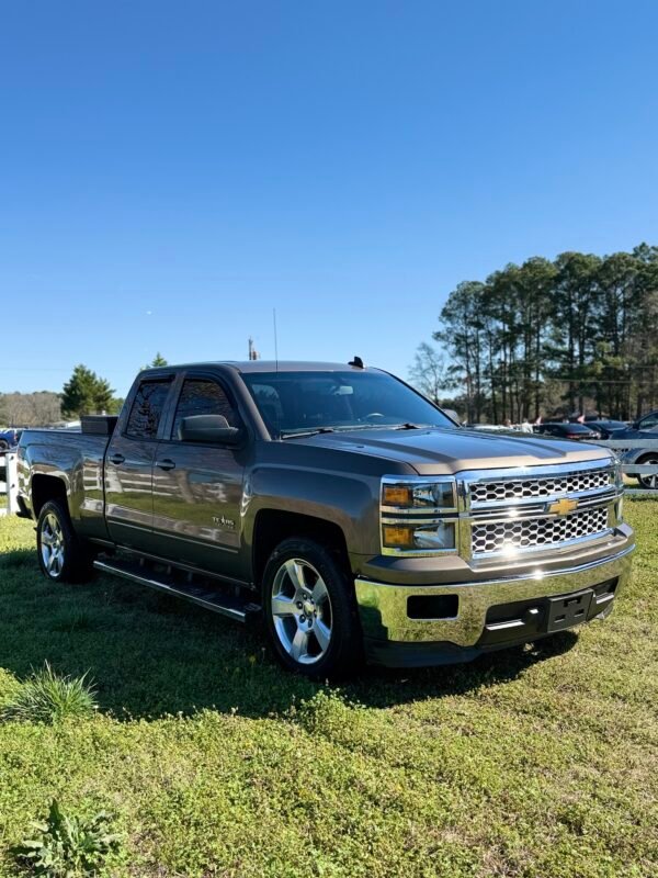 2015 CHEVROLET SILVERADO LT K1500 | 150K MILES