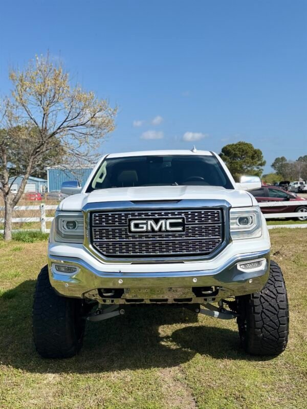 2017 GMC SIERRA DENALI