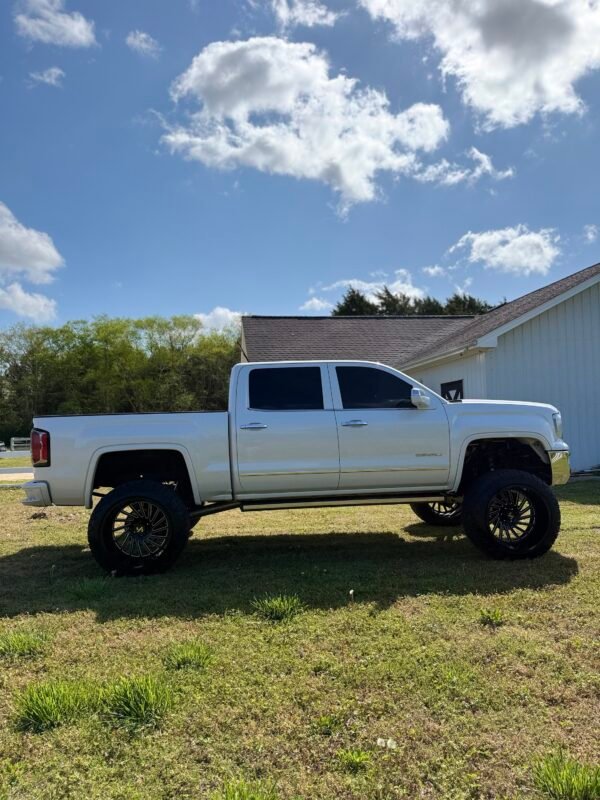 2017 GMC SIERRA DENALI