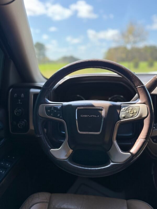 2017 GMC SIERRA DENALI