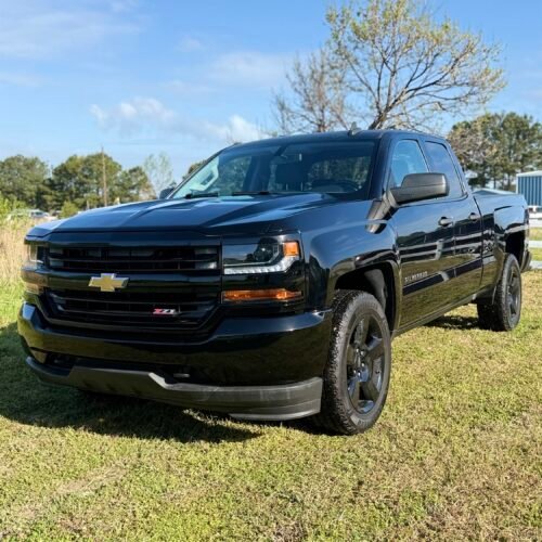 2017 CHEVROLET SILVERADO 1500 CUSTOM | 135K MILES