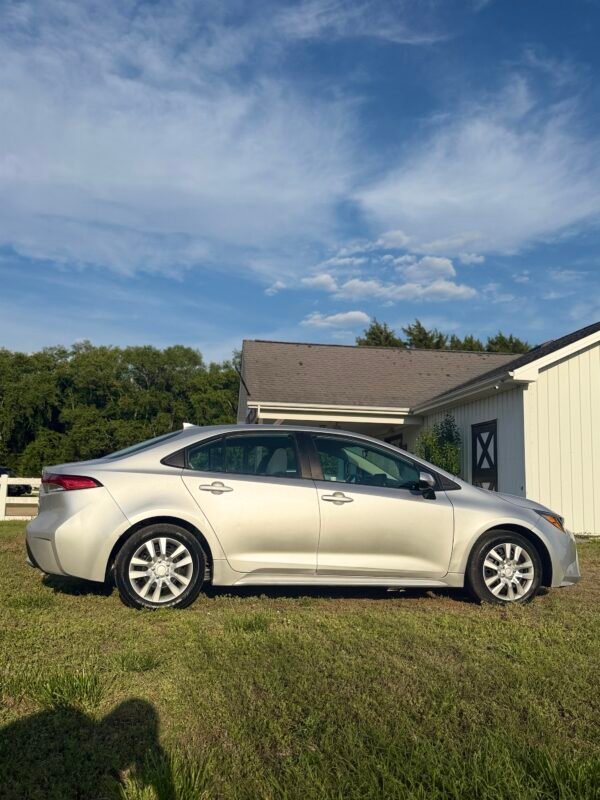 2022 TOYOTA COROLLA LE | 38K MILES