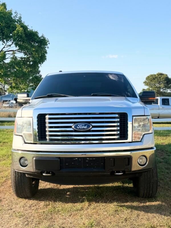 2012 FORD F-150 V8 | 130K MILES