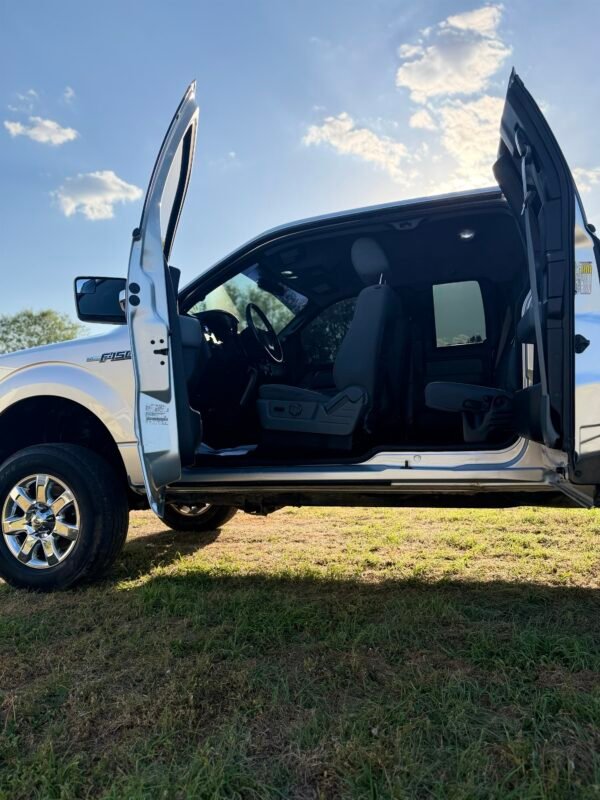 2012 FORD F-150 V8 | 130K MILES