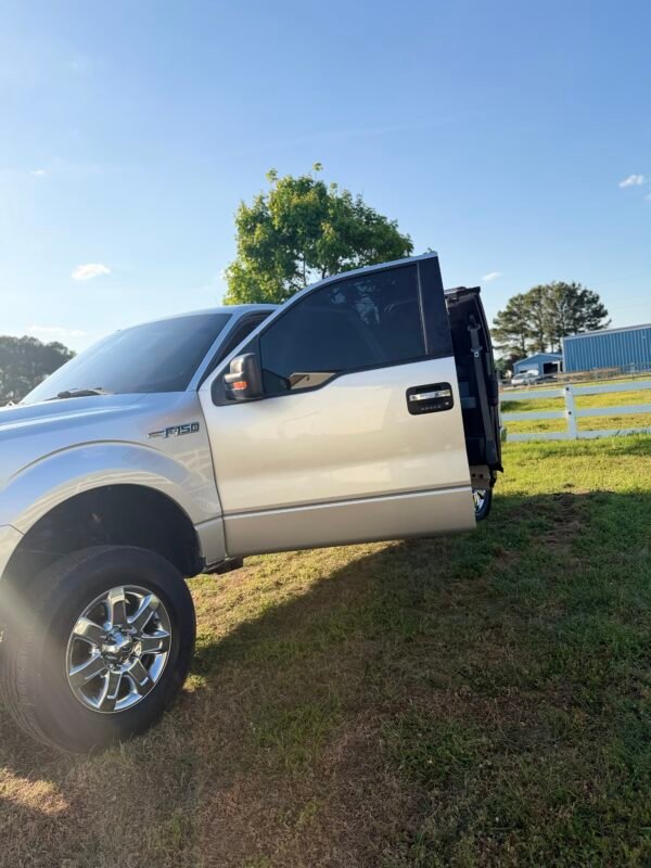 2012 FORD F-150 V8 | 130K MILES