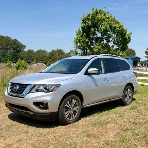 2020 NISSAN PATHFINDER SL | 120K MILES