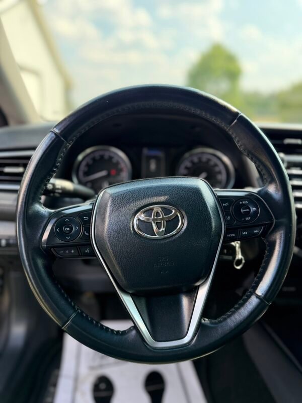 2018 TOYOTA CAMRY | 99K MILES
