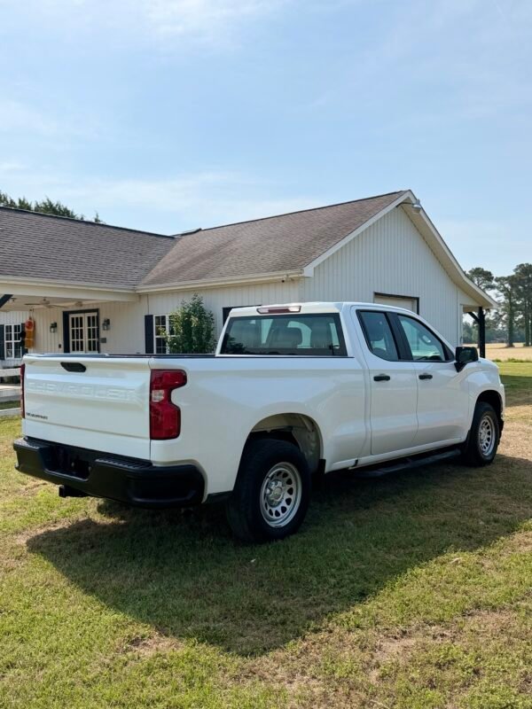 2019 CHEVY SILVERADO WORK TRUCK | 98K MILES