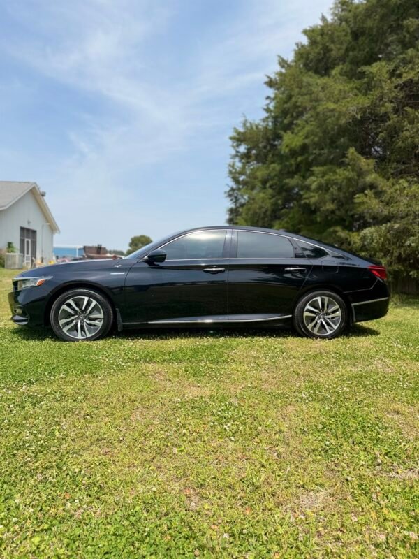 2018 HONDA ACCORD HYBRID TOURING | 99K MILES