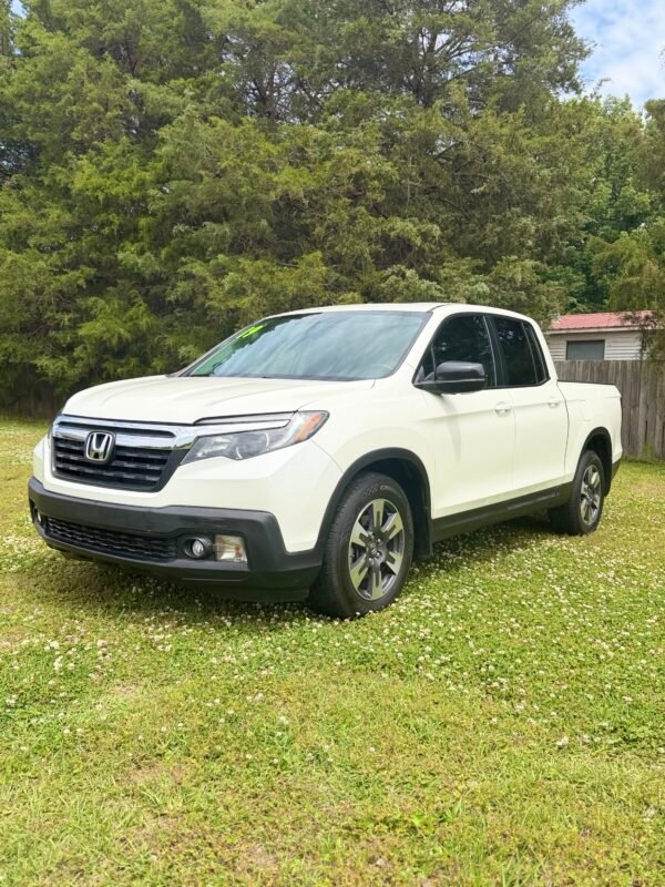 2019 HONDA RIDGELINE | 59K  MILES
