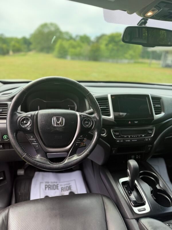 2019 HONDA RIDGELINE | 59K  MILES