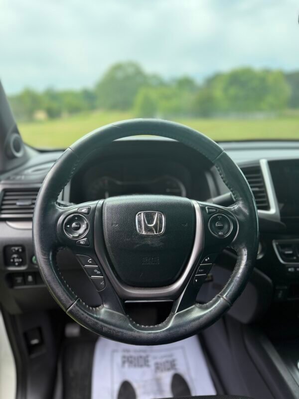 2019 HONDA RIDGELINE | 59K  MILES