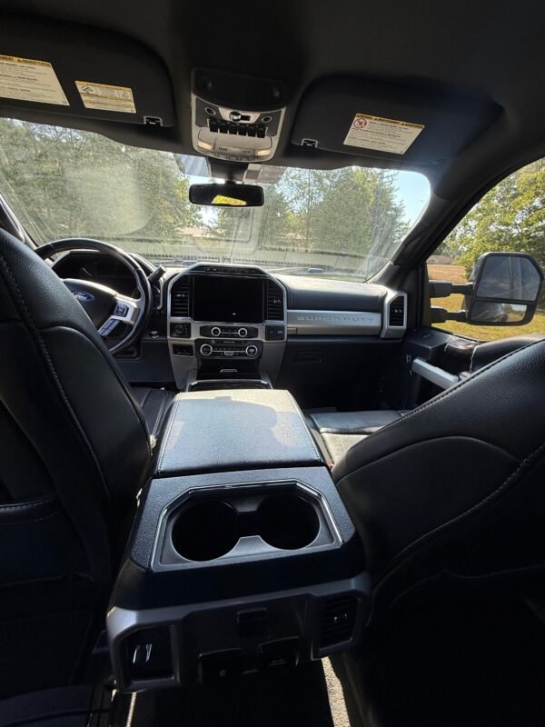 54e7e70e-cf1b-4ddf-9ac8-04e34c18b9fb-4 2022 FORD F-350 SUPER DUTY LARIAT CREW CAB | 94K MILES
