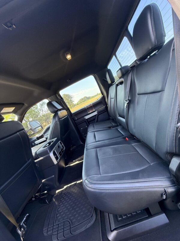 67d7feac-3780-4b58-b4c4-45c3a5498e65-2 2022 FORD F-350 SUPER DUTY LARIAT CREW CAB | 94K MILES