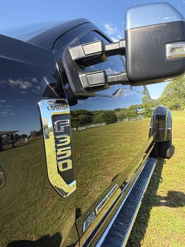 985c9e76-48c7-48cb-a6df-f28a809b399b-2 2022 FORD F-350 SUPER DUTY LARIAT CREW CAB | 94K MILES