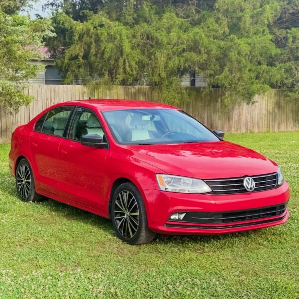 2016 VOLKSWAGEN JETTA SPORT | 93K MILES