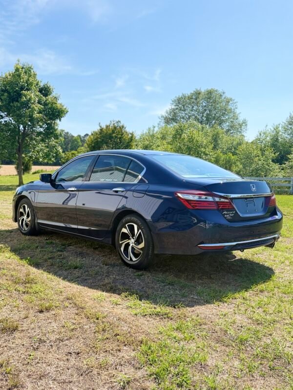 2017 HONDA ACCORD LX | 72K MILES