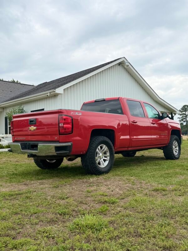 2015 CHEVROLET SILVERADO 1500 2LT | 123K MILES