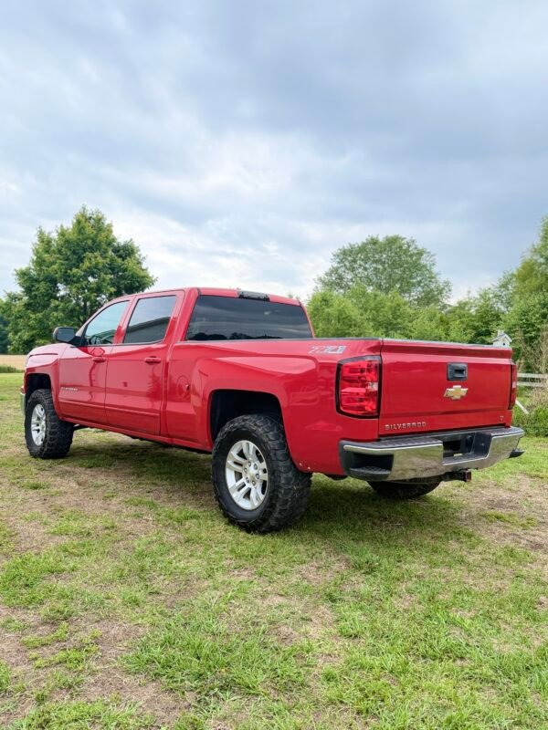 2015 CHEVROLET SILVERADO 1500 2LT | 123K MILES
