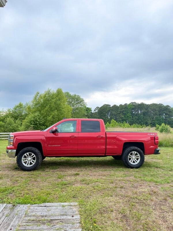 2015 CHEVROLET SILVERADO 1500 2LT | 123K MILES