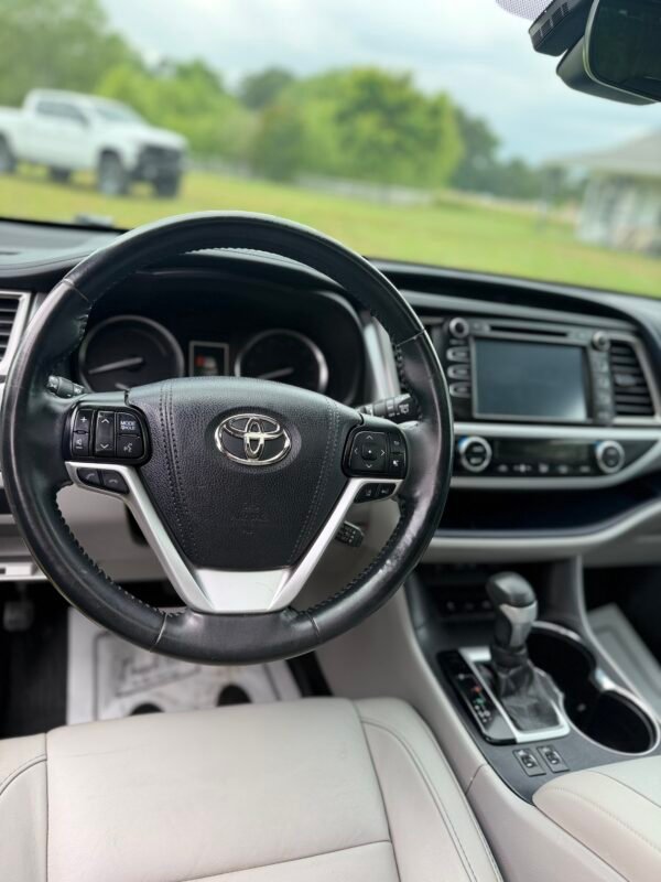 2018 TOYOTA HIGHLANDER HYBRID XLE AWD | 127K MILES