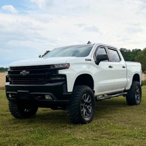 2019 CHEVROLET SILVERADO 1500 TRAIL BOSS LT CREW CAB | 157K MILES