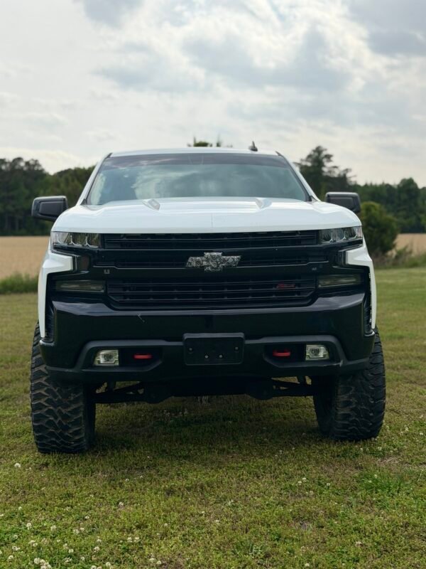 2019 CHEVROLET SILVERADO 1500 TRAIL BOSS LT CREW CAB | 157K MILES