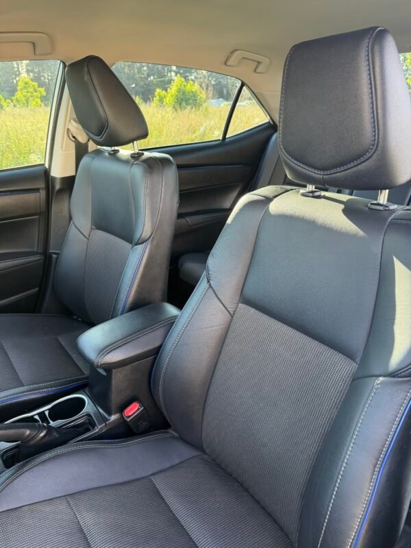 2017 TOYOTA COROLLA SE | 73K MILES
