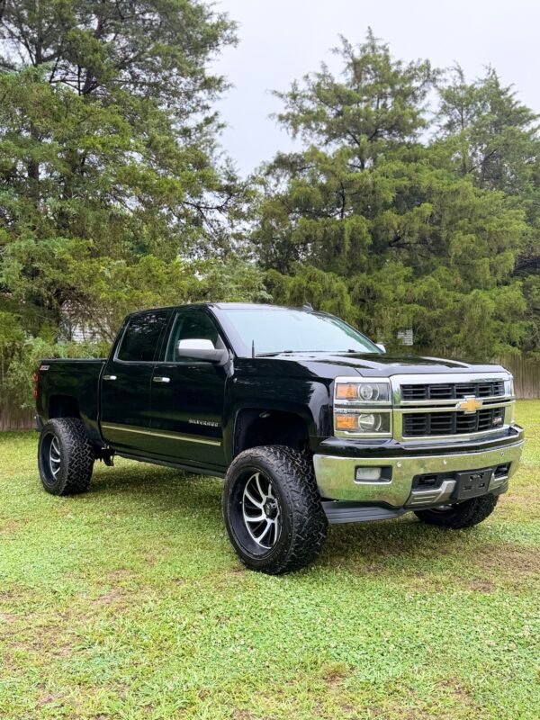 2014 CHEVROLET SILVERADO Z71 | 145K MILES