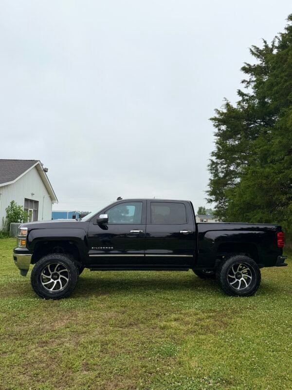 2014 CHEVROLET SILVERADO Z71 | 145K MILES