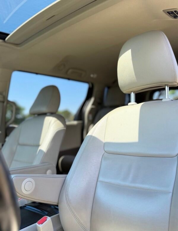 2020 TOYOTA SIENNA XLE | 102K MILES