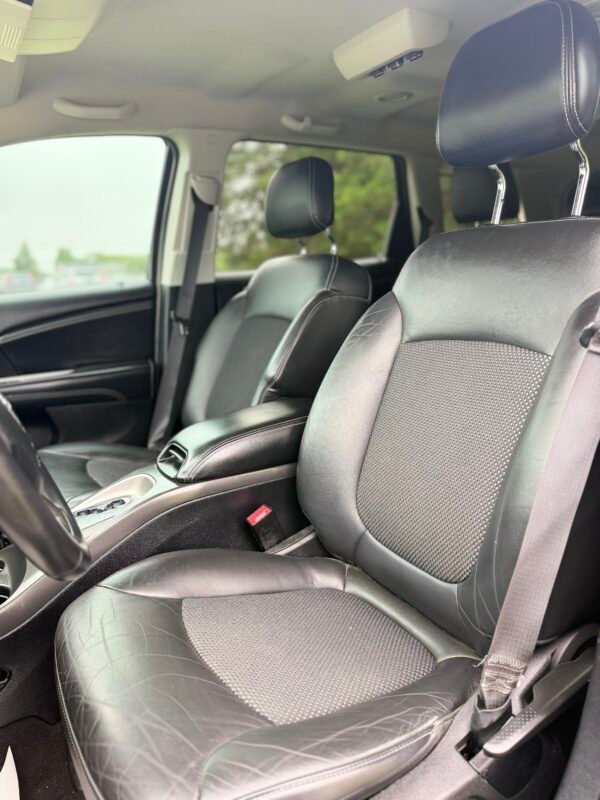 2017 DODGE JOURNEY CROSSROAD | 114K MILES