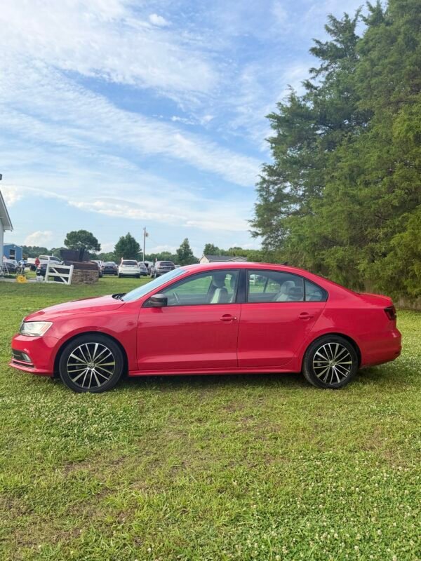 2016 VOLKSWAGEN JETTA SPORT | 93K MILES