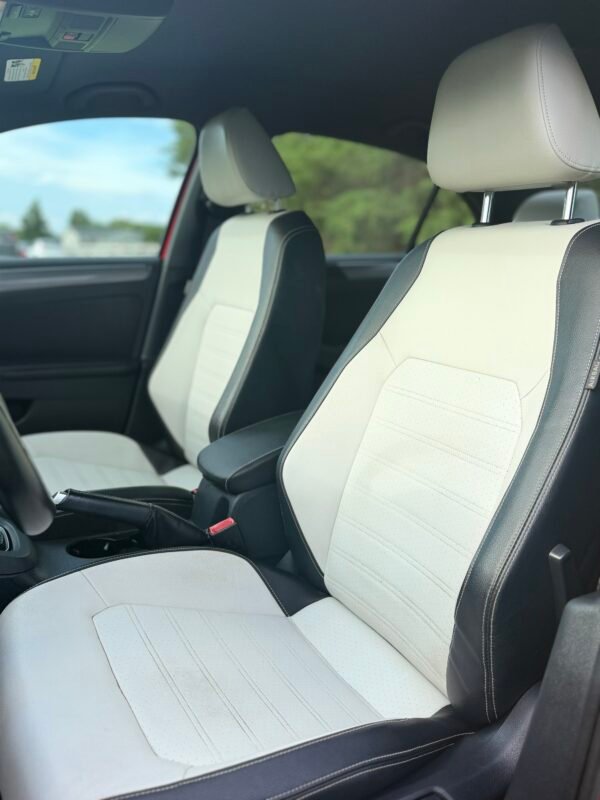 2016 VOLKSWAGEN JETTA SPORT | 93K MILES